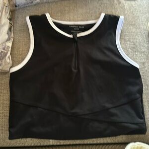 Sincerely Jules Active crop top tank black and white size medium